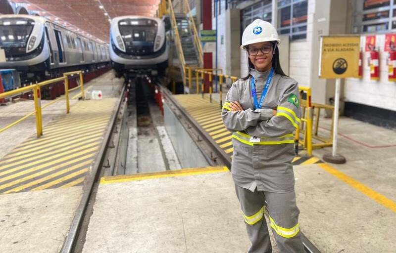 JOVENS MULHERES APRENDIZES – METRÔRIO