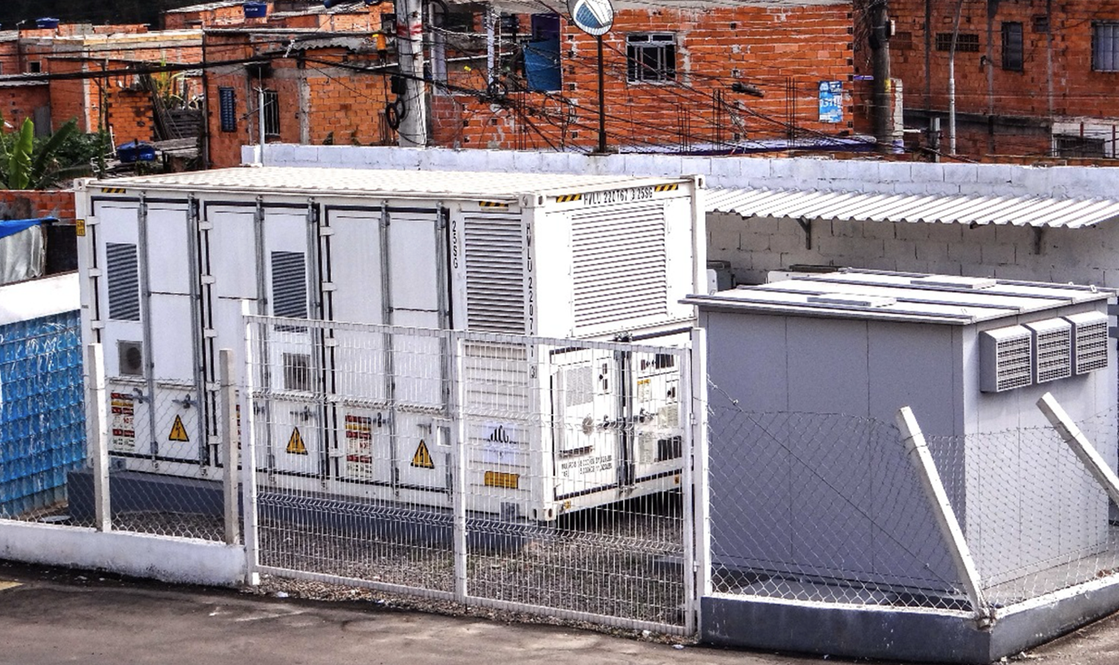 CARREGAMENTO DE ÔNIBUS VIA BESS - A2 TRANSPORTES (SP)